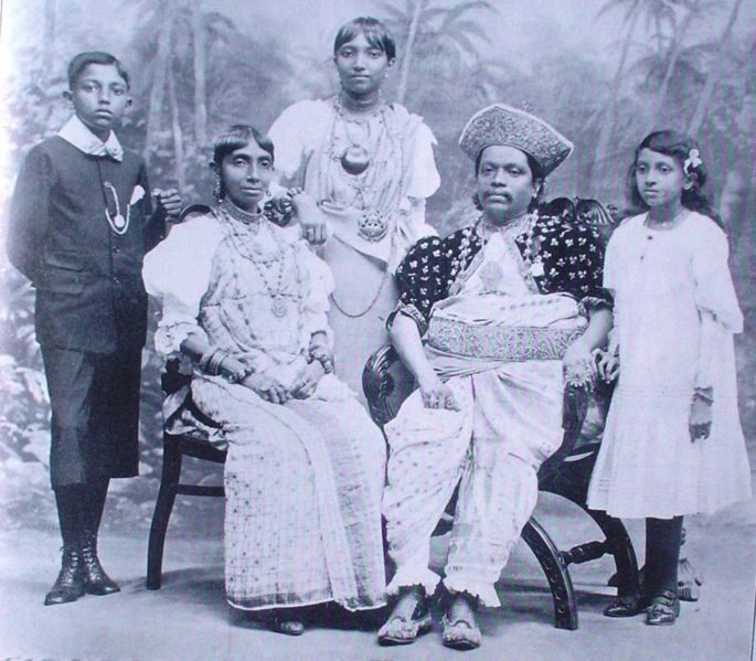 Meedeniya Adigar - British appointed